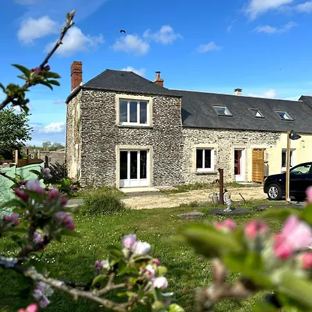 Apartment Le Relais De Noron-la-Poterie